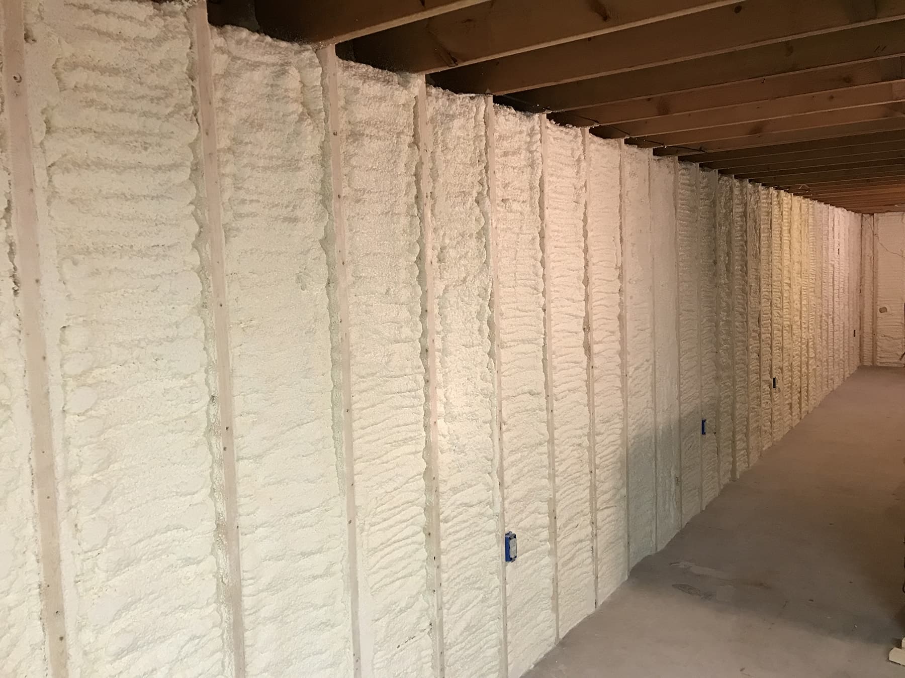 Basement Wall Spray Foam Insulation In Stevens Point WI Oakwood   6 Min 